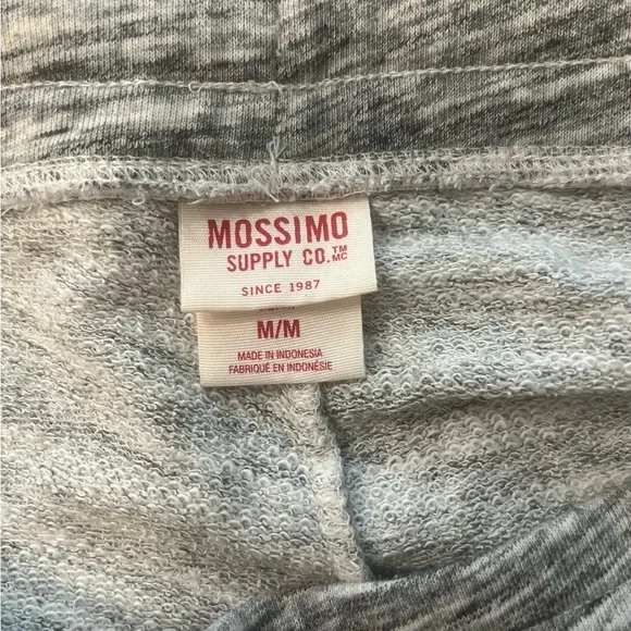 Mossimo Supply Co. Women’s Gray with White Embroidered Lace Accented Shorts - Picture 3 of 5